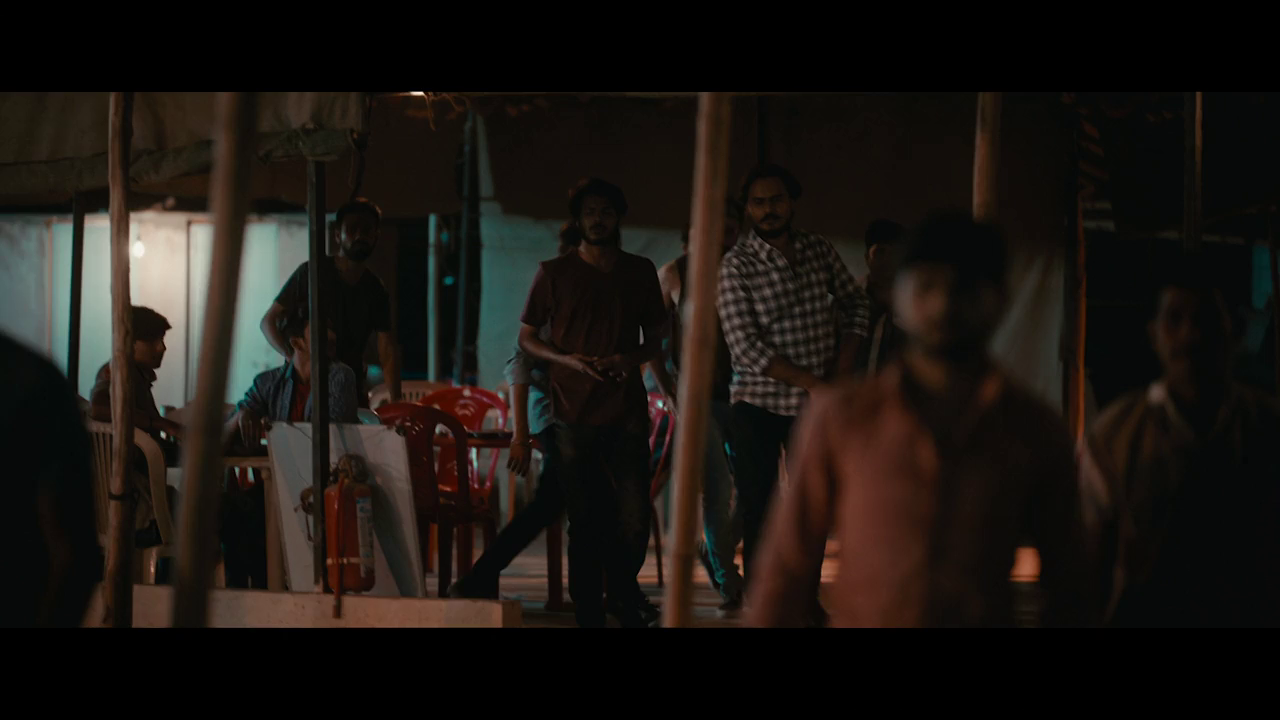 Raado (2022) WEB-DL Gujarati 720p x264 AVC AAC 2.0 ESub.mkv.0003